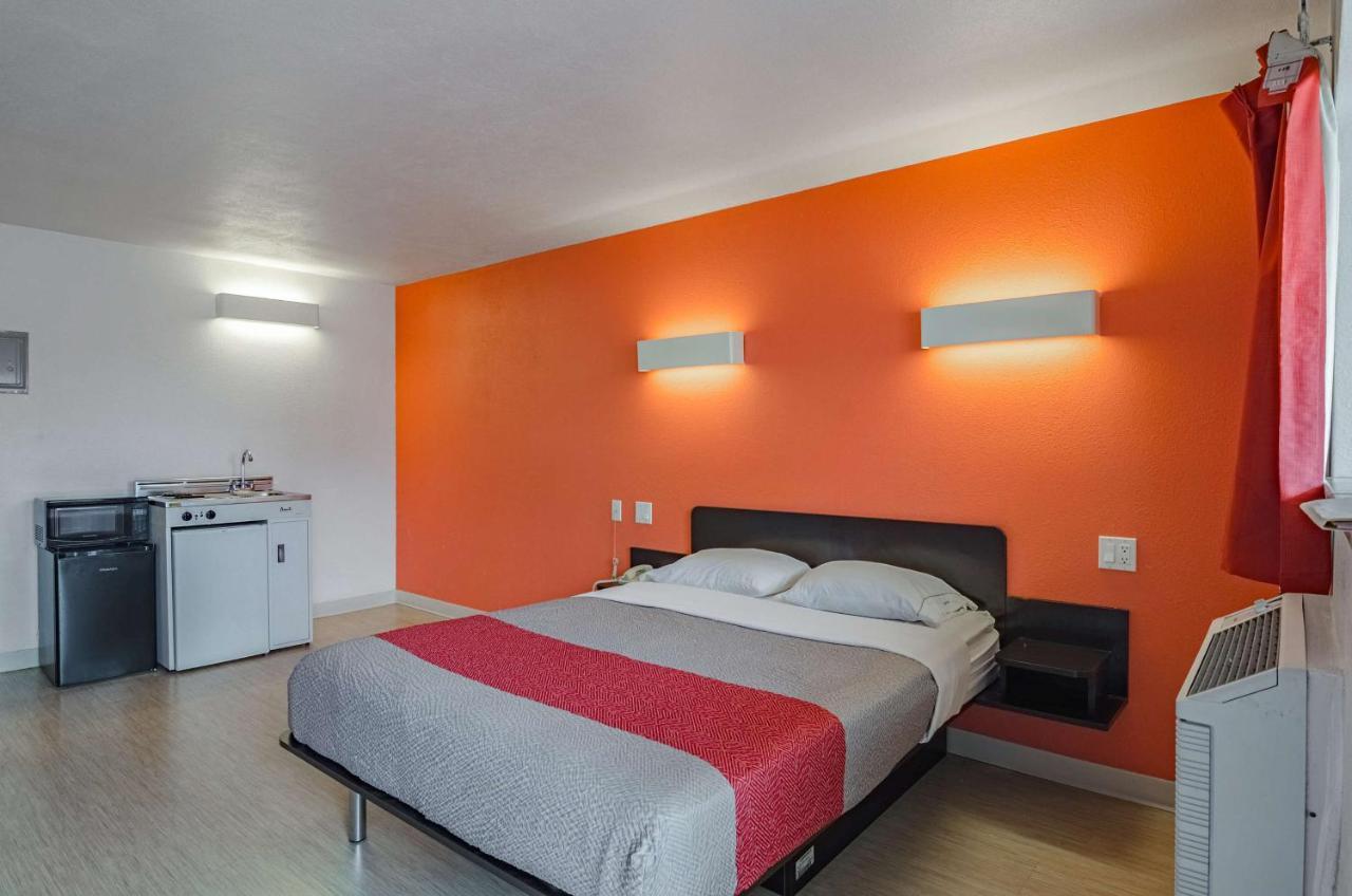 Motel 6 Riverton Wy Bagian luar foto