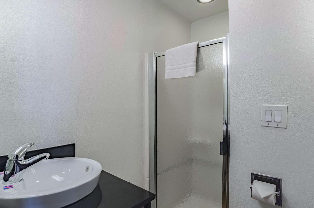 Motel 6 Riverton Wy Bagian luar foto